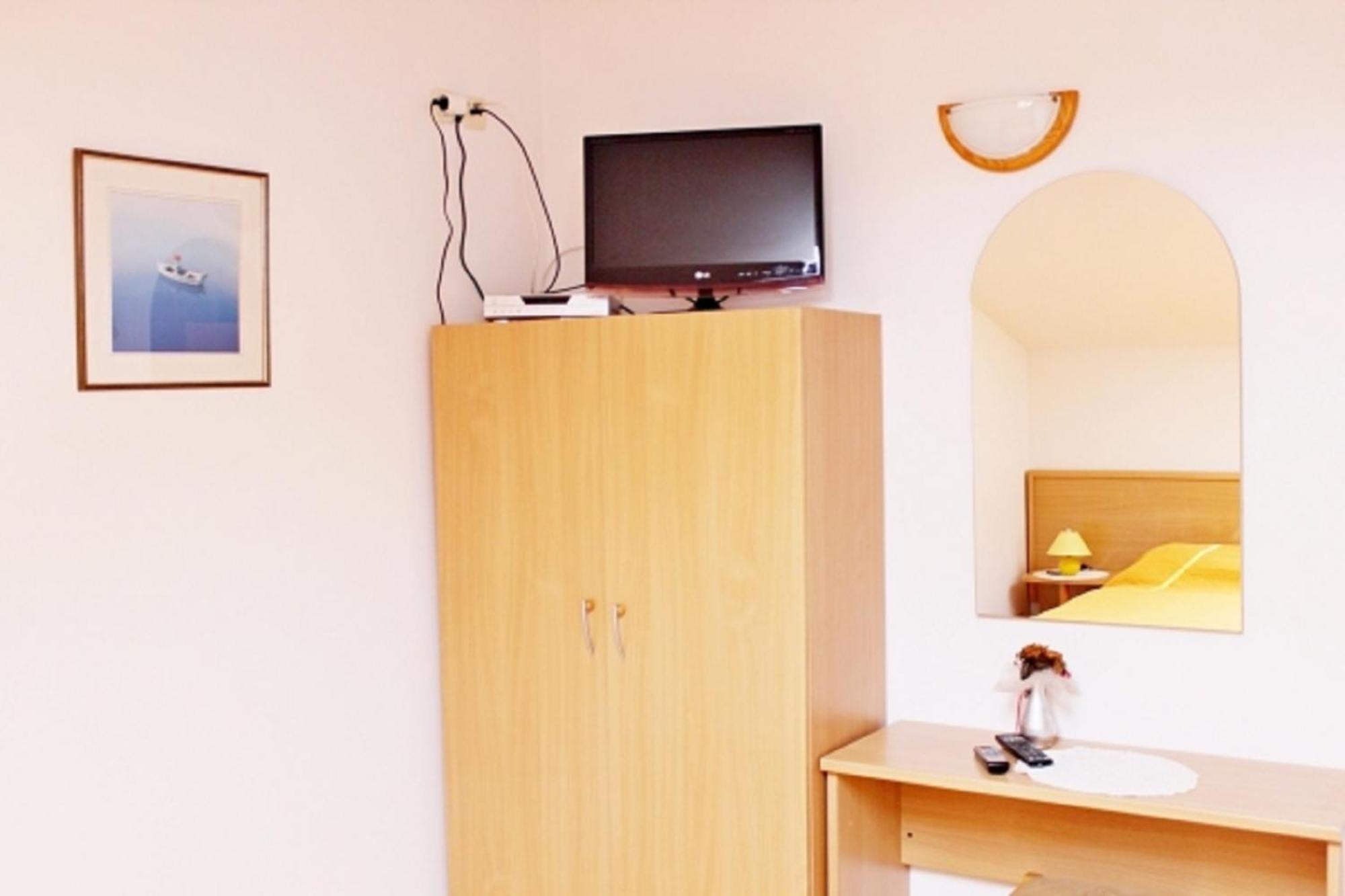 Apartments Pansion Franka ブリスト エクステリア 写真