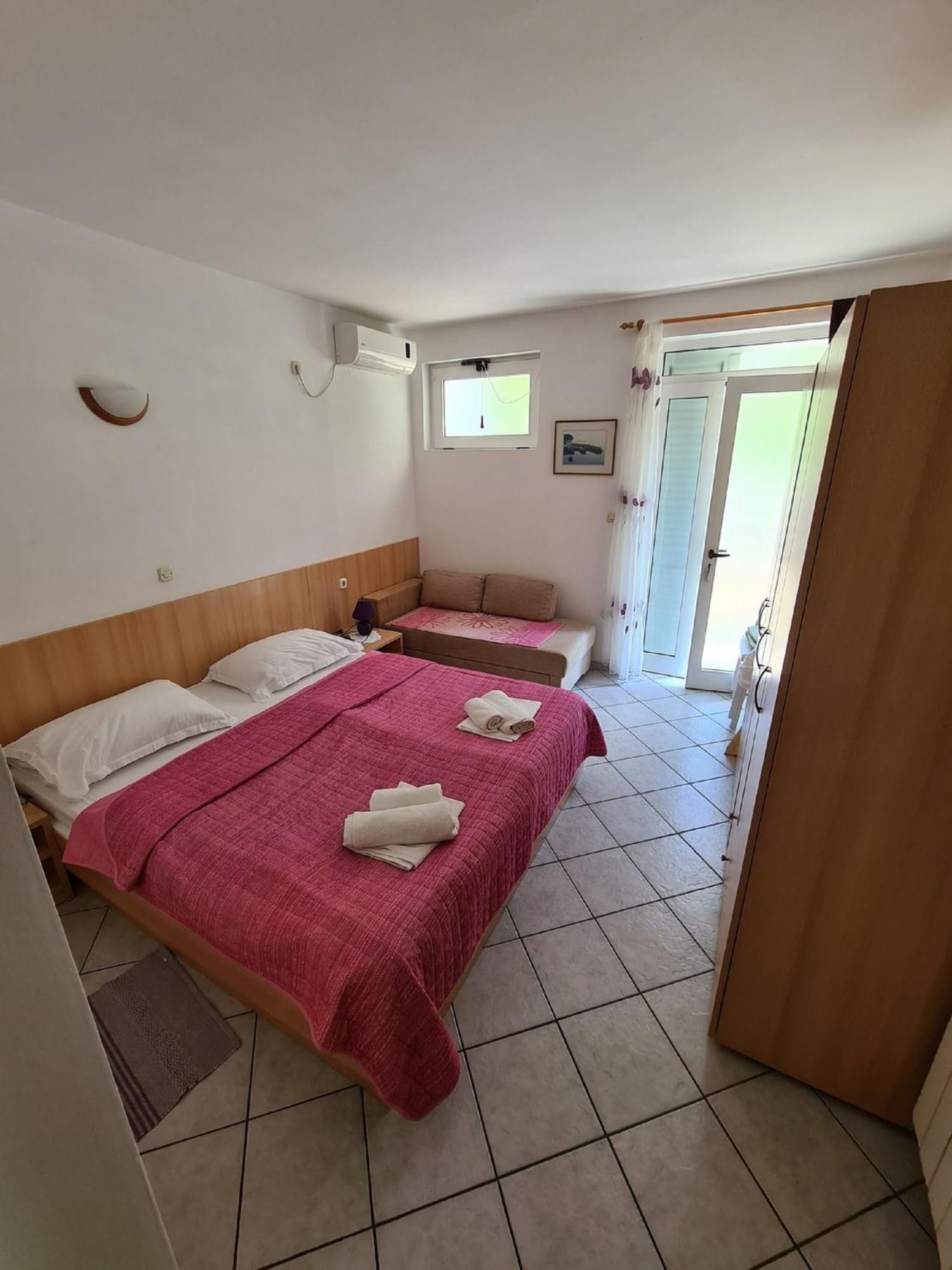 Apartments Pansion Franka ブリスト エクステリア 写真